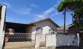 Imagem 3: Casa com 2 quartos sala cozinha banheiro e edícula conjunto habitacional cinquentenário