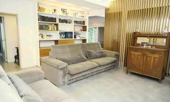 Imagem 4: Sobrado para venda possui 484 metros quadrados com 5 quartos em Ponta Grossa - Porto Alegr