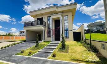 Imagem: Casa Neoclássica no Gran Ville São Venâncio