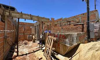 Imagem 2: Casa em Condomínio para Venda em Londrina, Parque Leblon, 3 dormitórios, 1 suíte, 2 banhei