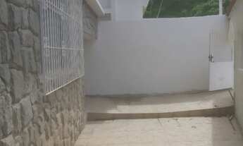 Imagem 4: Casa Linear no Centro com 4 quartos com suíte para Locação