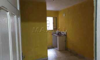 Imagem 3: Kitnet em Santana, com quarto e cozinha conjugados, bem próximo ao metrô Santana