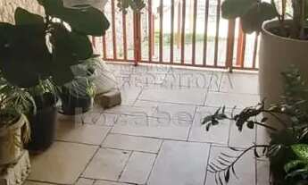 Imagem 3: Sobrado no centro , ótima localização e com 4 vagas de garagem