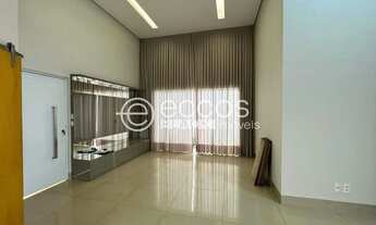 Imagem 6: Casa em condomínio para aluguel, 3 quartos, 3 suítes, 2 vagas, Jardim Botânico - Uberlândi