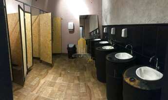 Imagem 4: GALPÃO E CASA COM 7 SALAS, 16 VAGAS E 11 BANHEIROS À VENDA NA LAPA DE BAIXO LAPA - GALPÃO