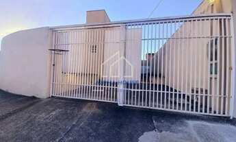 Imagem 2: Casa à venda com 2 dormitórios sendo 1 suíte, 5 minutos do shoppingResidencial e Comercial