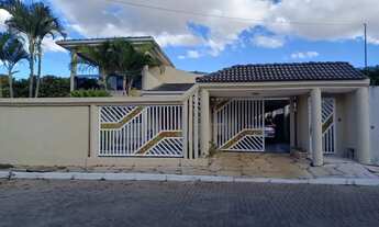 Imagem: Excelente sobrado a venda com 6qts sendo