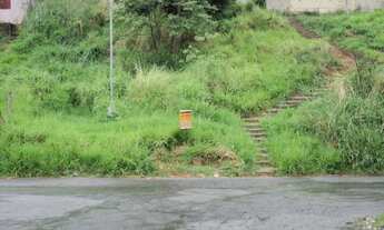 Imagem 4: So 190 Mil-Otimo lote 570m.quadrados, 15m.frente na rua Chuva de Ouro Jardim Alterosas R