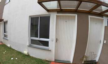 Imagem 2: Venda / Locação - Casa Novíssima com 2 dormitórios e quintal em condomínio fechado - Cotia