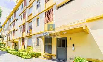 Imagem 3: Apartamento com 2 dormitórios em Passo da Areia - Porto Alegre - RS