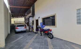 Imagem 4: Sobrado em Ferraz de Vasconcelos/SP; 4 quartos (2 suítes); 6 vagas