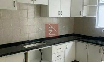 Imagem 4: Sobrado à venda no bairro Santa Cândida - Curitiba/PR