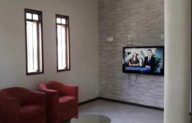 Imagem 2: Casa 4 quartos em Buraquinho