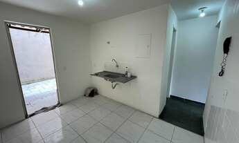 Imagem 5: Casa com 2 Quartos em Condomínio