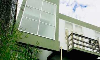 Imagem 3: Casa na Riviera com perfil Residencial/Comercial com garagem coberta para 08 carros