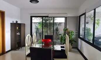 Imagem 6: Casa de condomínio sobrado para aluguel e venda tem 450 metros quadrados com 3 quartos