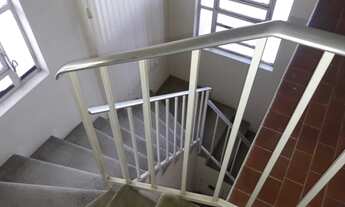 Imagem 7: Casa para aluguel tem 220 metros quadrados com 4 quartos em Três Figueiras - Porto Alegre