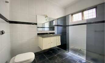 Imagem 7: Casa para venda com 256 metros quadrados com 3 quartos