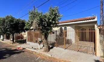 Imagem: Aluga-se conjunto de casas no bairro Cristo