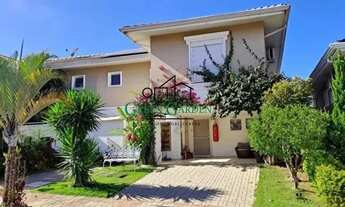 Imagem: BELA CASA A VENDA DE 04 DORMITORIOS NO CONDOMINIO