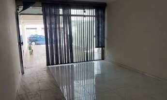 Imagem 2: Sobrado para venda tem 283 metros quadrados com 3 quartos em Vila Eldízia - Santo André