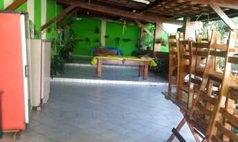 Imagem 3: Sobrado para venda possui 426 metros quadrados com 4 quartos