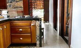 Imagem 2: Casa à venda, 3 quartos, 3 suítes, 6 vagas, Presidente Roosevelt - Uberlândia/MG - R$ 1.70