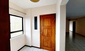 Imagem 2: Apartamento com 4 suítes e 6 banheiros à Venda, 250 m²