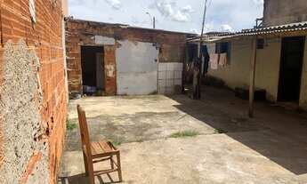 Imagem 2: OPORTUNIDADE ÚNICA! LOTE NA QR 405! ESCRITURADO! C/casa simples! Escriturado! Confira!