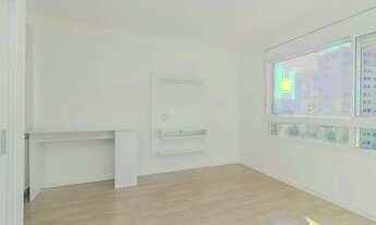 Imagem 2: PORTO ALEGRE - Apartamento Padrão - Partenon