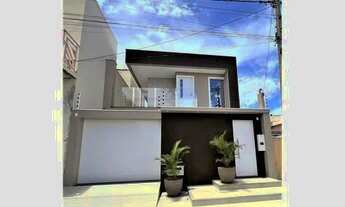 Imagem 3: Casa para Venda em Guanambi, Vila Nova, 4 dormitórios, 1 suíte, 4 banheiros, 2 vagas