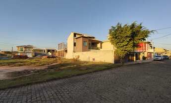 Imagem 3: Lote/Terreno para venda possui 180 metros quadrados em Parque Aeroporto - Macaé - RJ