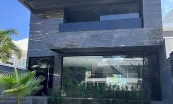 Imagem 7: VENDA-Casa Triplex de condomínio com 500 m2 , 5 quartos sendo 5 suítes no Recreio. A CASA