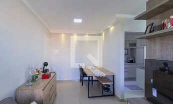 Imagem 4: Apartamento para Aluguel - Parque Jandaia, 2 Quartos, 48 m2