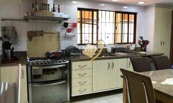 Imagem 7: Lindo sobrado localizado no bairro Barcelona