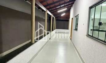 Imagem 4: Casa para venda possui 195 metros quadrados com 3 quartos em Itamaraty 2ª Etapa - Anápolis