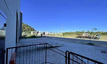 Imagem 7: Galpão com aproximadamente 762,36m² para locação em Navegantes I Cadore Imóveis