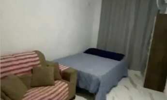 Imagem 6: Casa com piscina e salão de festas com churrasqueira