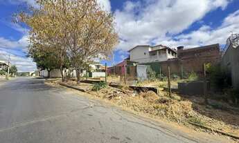 Imagem: Lote à venda no bairro Edgar Pereira com