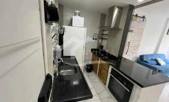 Imagem 4: Apartamento Reformado e Mobiliado 2 Quartos com Suíte e Vaga - Perto do Arpoador