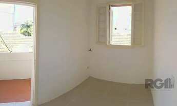 Imagem 3: VENDA APARTAMENTO 2 DORMITÓRIOS, MENINO DEUS, REFORMADO, BAIXA TAXA CONDOMINIAL, ENSOLARAD