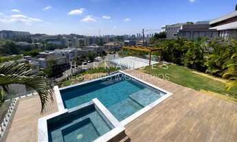 Imagem 2: Imóvel de luxo em condomínio fechado com 4 suítes e 570m² em Santana de Parnaíba-SP, no Ta