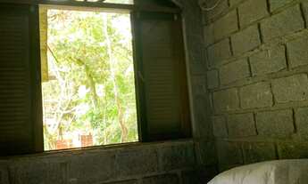 Imagem 6: Casa de Pedra em Bombinhas em local tranquilo