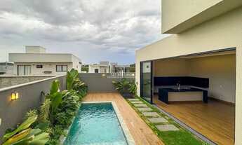 Imagem 5: Sobrado com 3 suites plenas, sendo a master com espaço de closet e sacada