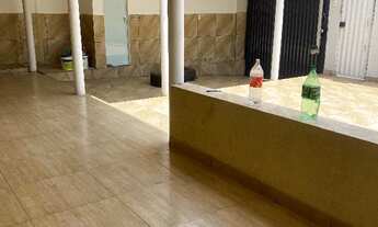 Imagem: Aluga esta linda casa de dois quartos rua