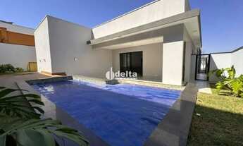 Imagem: Casa em condomínio com 3 quartos disponível