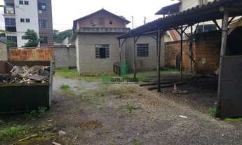 Imagem 2: Lote com 360 m² no bairro Arvoredo