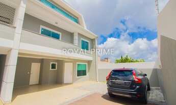 Imagem 2: Sobrado Triplex em Condominio com Quintal e 3 dormitórios à venda, 178 m² por R$ 750.000