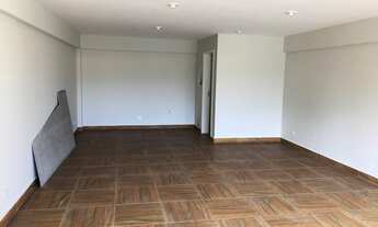 Imagem 7: Centro comercial / Loja com 50105 metros quadrados e 2 vagas exclusivas