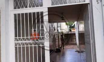Imagem 2: Casa de rua. Terreno 10 X 30. 03 quartos. 02 vagas. R 990.000,00